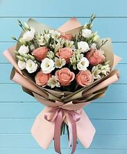 Букет цветов из:  Розы, Альстромерии и Лизиантусы #REPLACE_PRED# Успенском Новгородской области