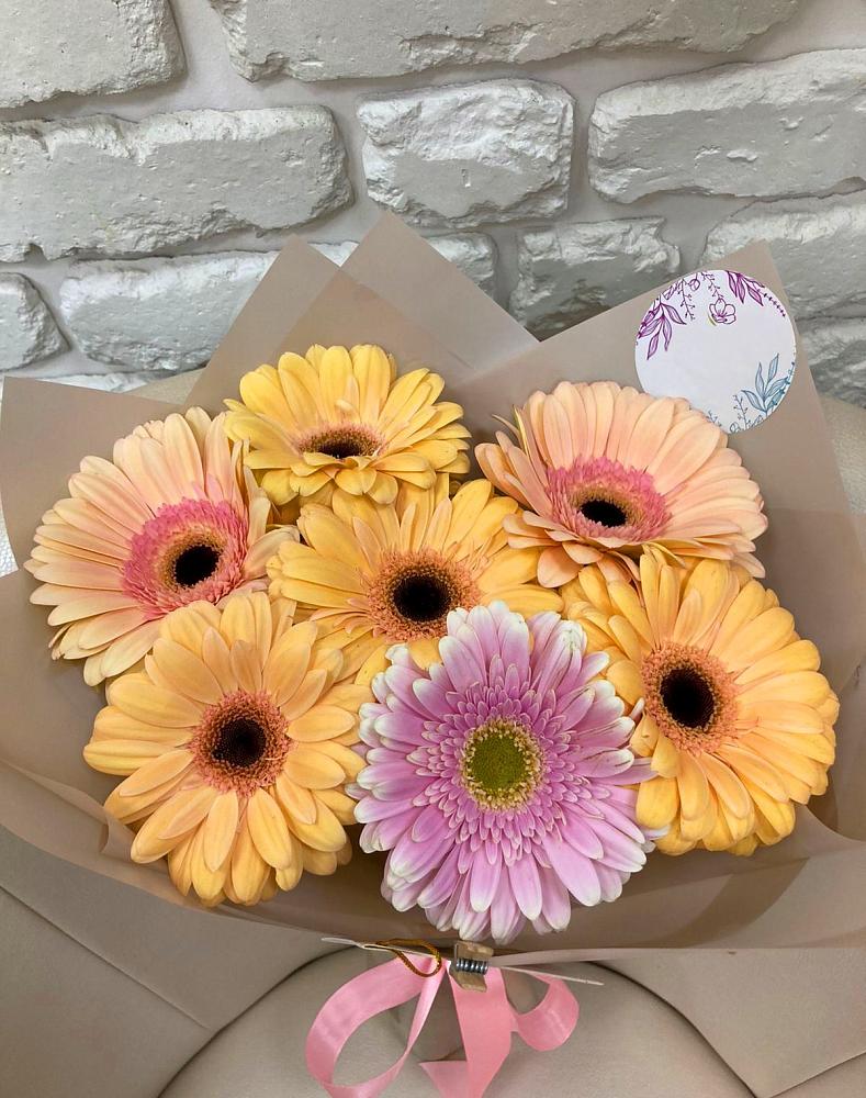 Букет цветов из: Герберы в Успенском Новгородской области