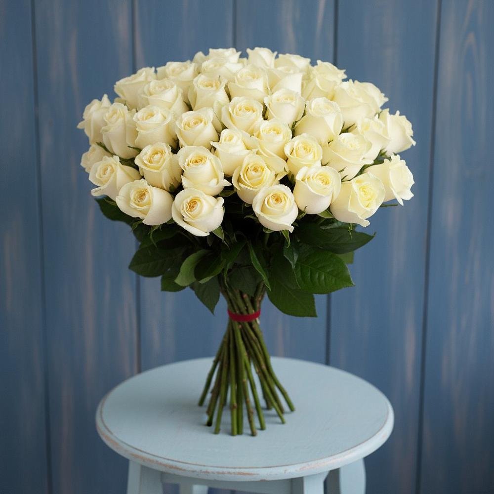 Букет 51 Белая роза Эдлесс Лав в Успенском Новгородской области