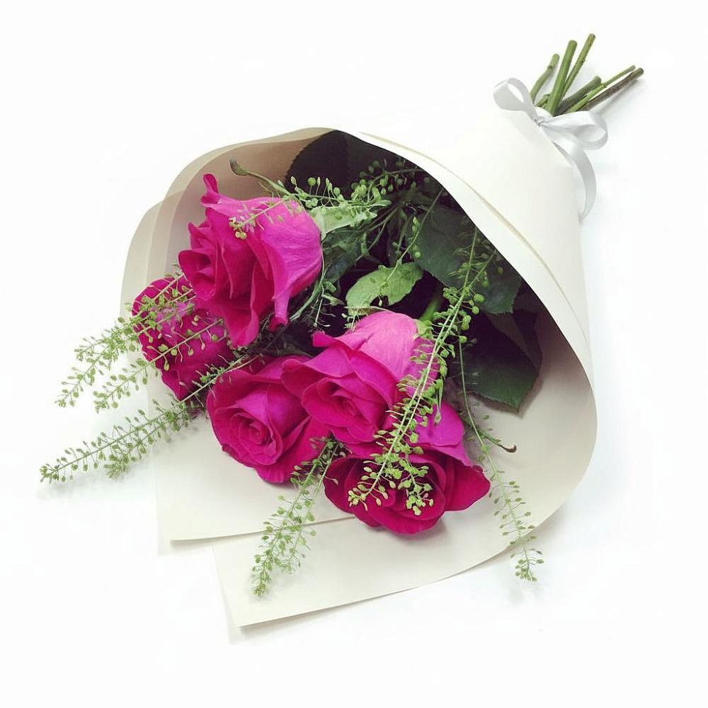 Букет цветов из: Розы в Успенском Новгородской области