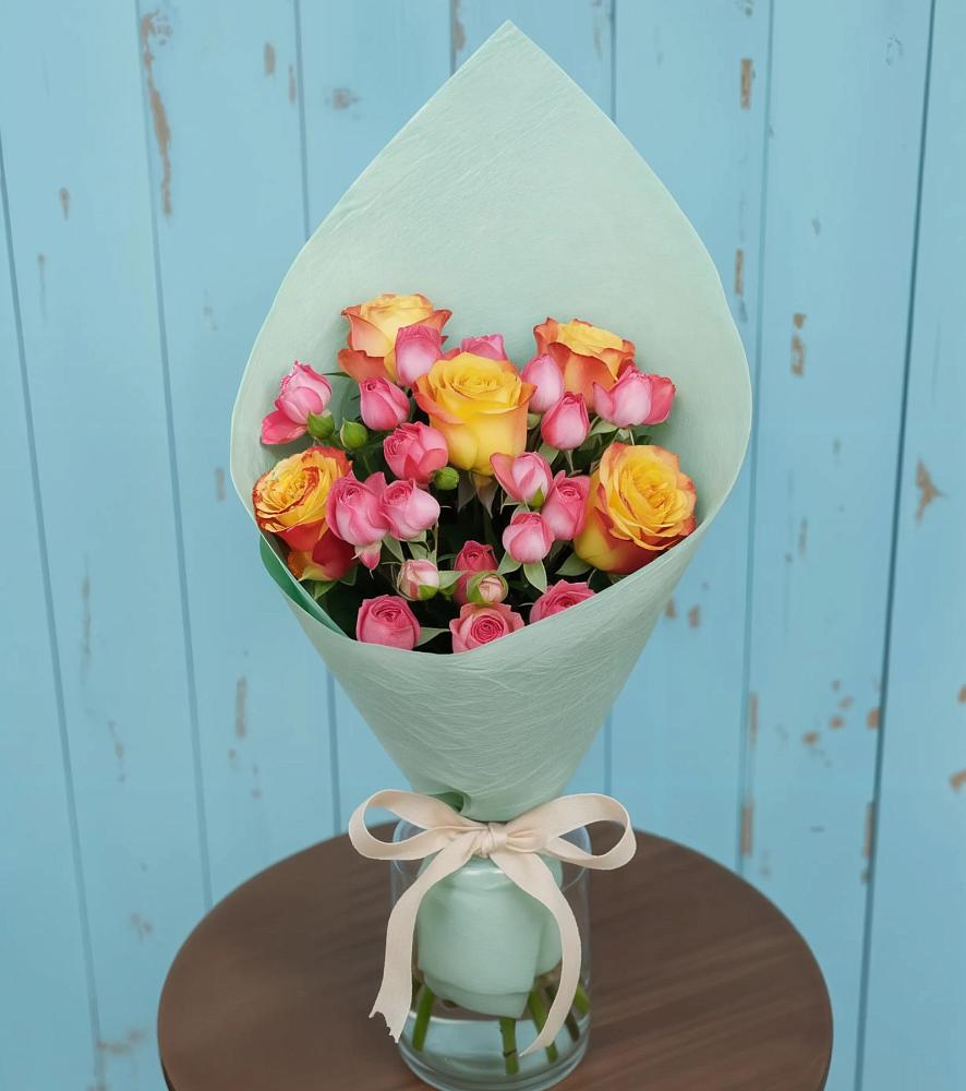 Букет цветов из: Розы в Успенском Новгородской области