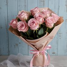 Букет цветов из:  Розы в Успенском Новгородской области