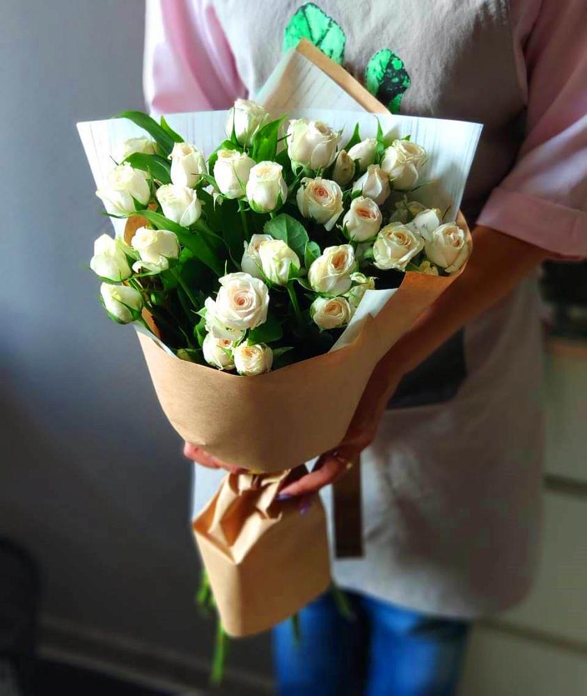 Букет цветов из: Розы в Успенском Новгородской области