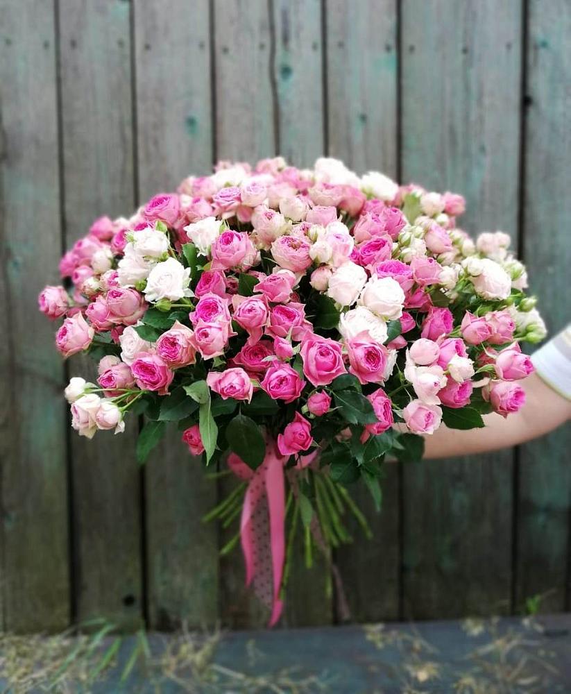 Букет Розовые кустовые розы Натали и Лав Лидия в Успенском Новгородской области