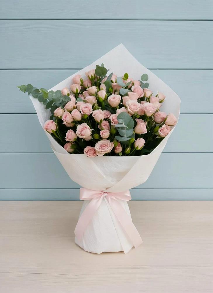 Букет цветов из: Розы в Успенском Новгородской области