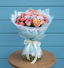 Букет цветов из:  Хризантемы и Розы в Успенском Новгородской области