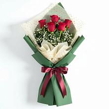Букет цветов из:  Розы в Успенском Новгородской области