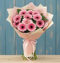 Букет цветов из:  Герберы в Успенском Новгородской области