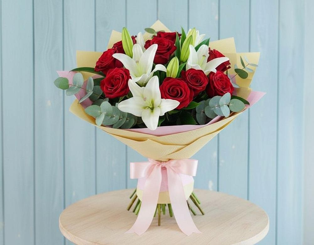 Букет цветов из: Лилии и Розы в Успенском Новгородской области